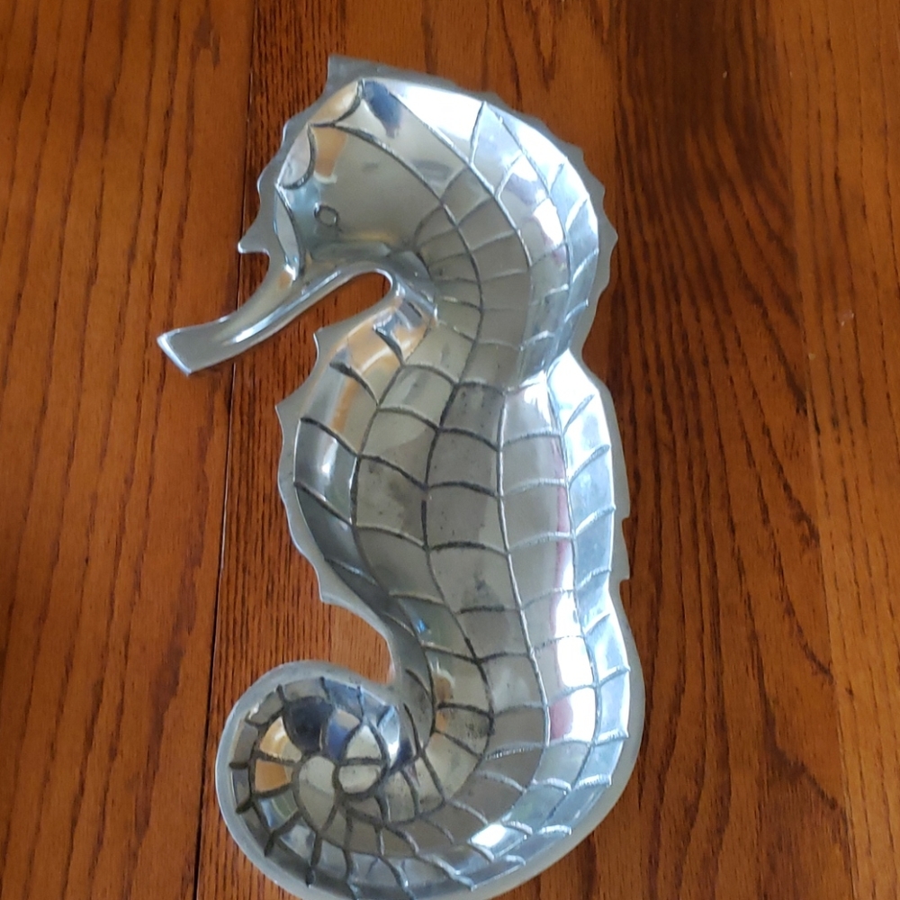 Seahorse decorative platter